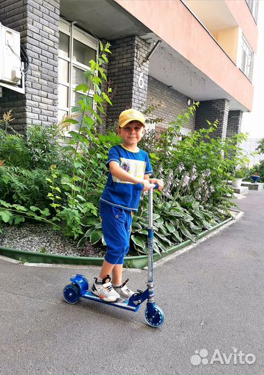 Продаём почти новый самокат