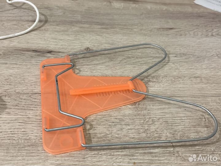 Подставка для учебников