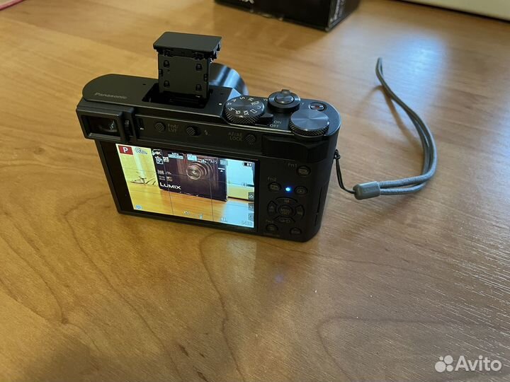 Цифровой фотоаппарат