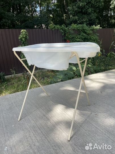 Ванночка для купания с подставкой CAM