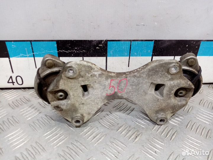 Б/У Опора двигателя задняя#001