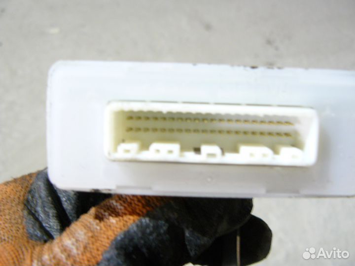 Блок электронный Сузуки Свифт Suzuki Swift