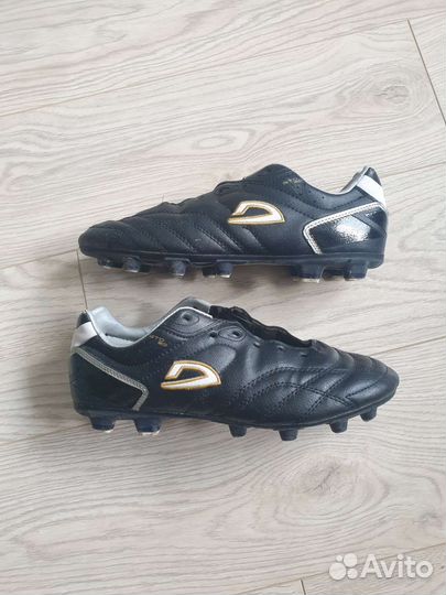Футбольные бутсы 38 размер