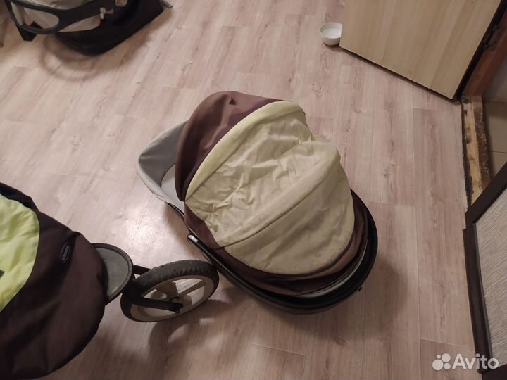 Коляска chicco 3 в 1