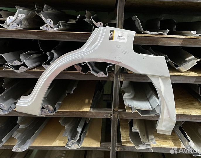 Арка левая Volvo S40 V40 1995-2004 (Polcar)