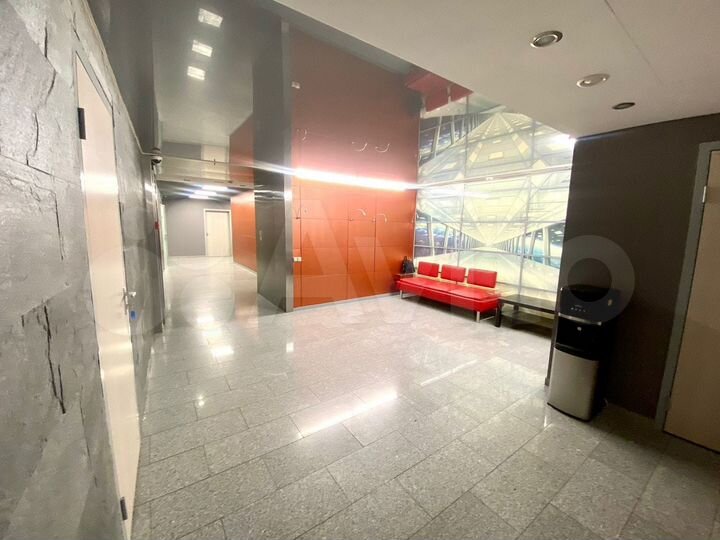 Сдам офисное помещение, 247 м²