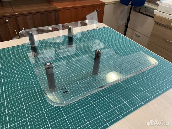 Приставные столики