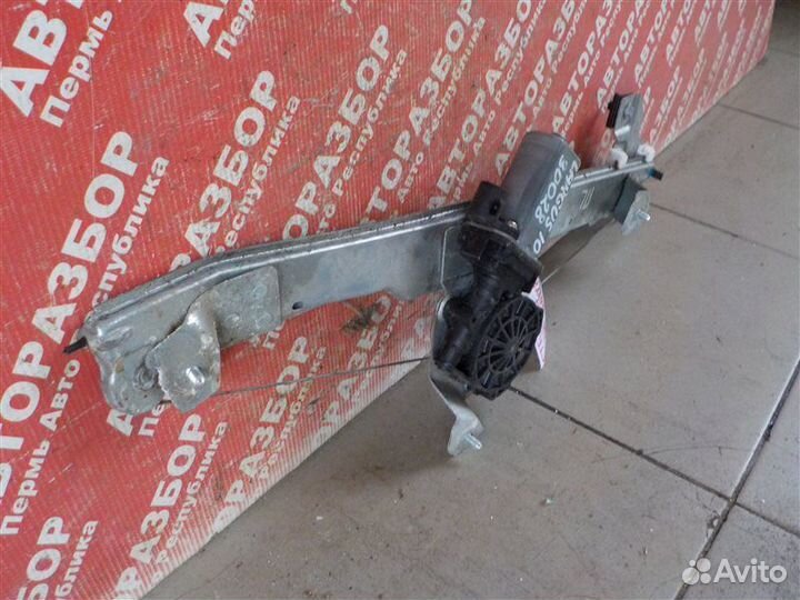 Электро стеклоподъемник переднее левое LADA Largus