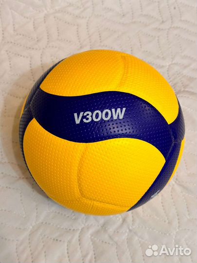 Волейбольные мячи mikasa V300W оригинал