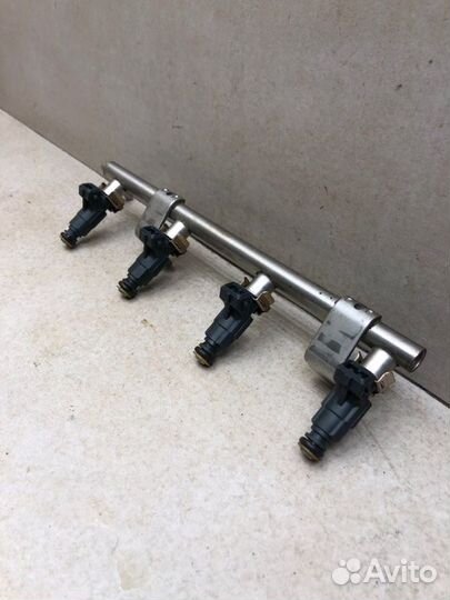 Топливная рампа с форсунками Lifan Celliya 530