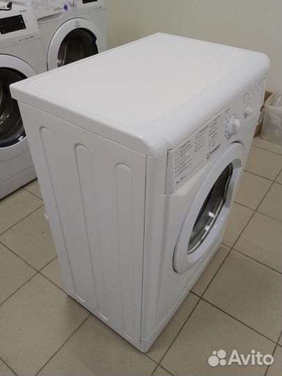 Стиральная машина Indesit classic 5кг