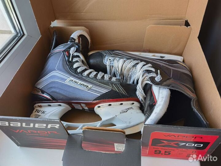 Коньки хоккейные Bauer Vapor X700