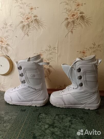 Сноуборд женский комплект под ключ