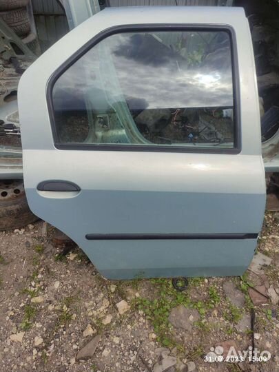 Дверь правая задняя рено логан1