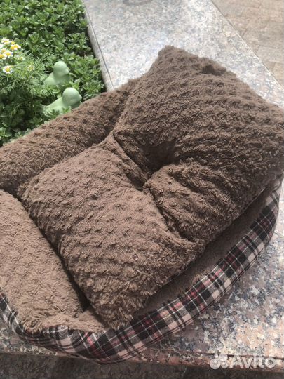 Лежанка для животных Triol