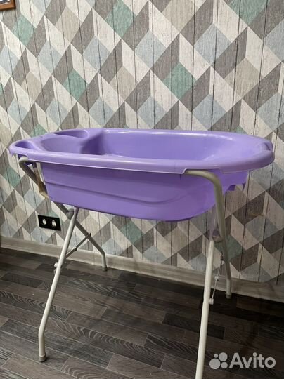 Детская ванночка с подставкой