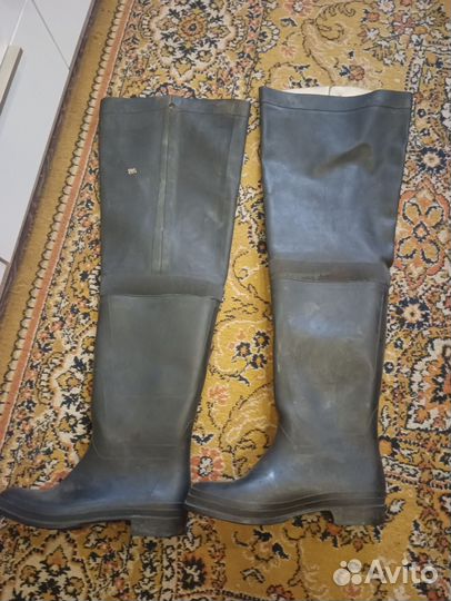 Болотные сапоги