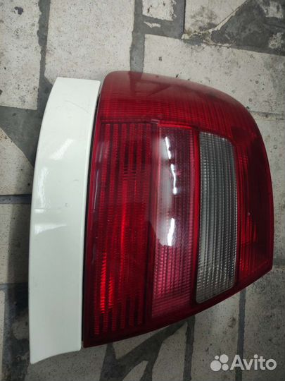Фонарь задний левый Ауди А4 в5