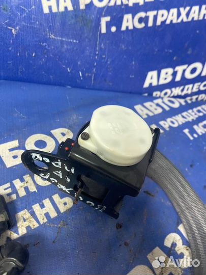 Ремень безопасности. Plymouth Voyager минивен 6G72