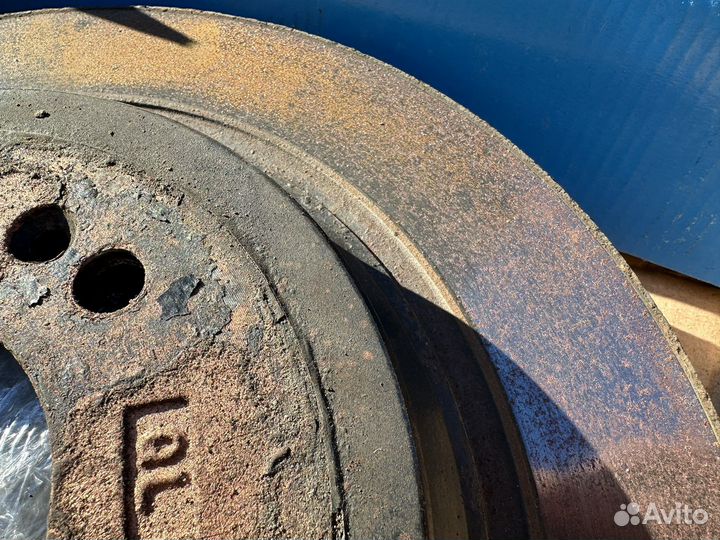 Диски тормозные задние Tucson Sportage 4 эл ручник