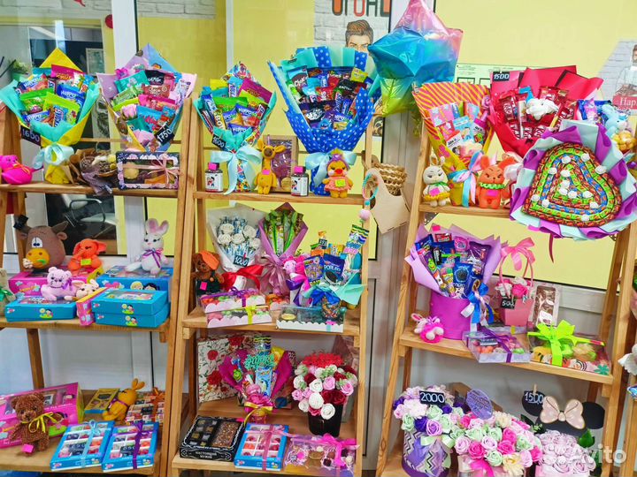 Сладкие букеты и др. Подарки в наличии