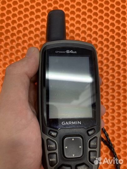 Навигатор Garmin GPSmap 64St (С картами)