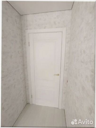 Межкомнатная дверь белая