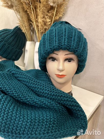 Комплект шапка и снуд