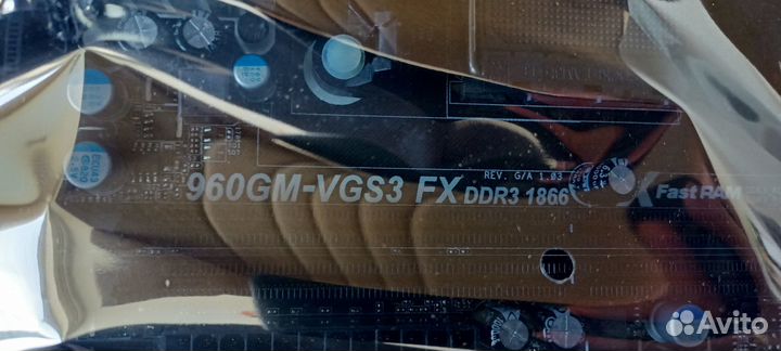 Материнская плата с процессор AM3 (AsRock 960GM)