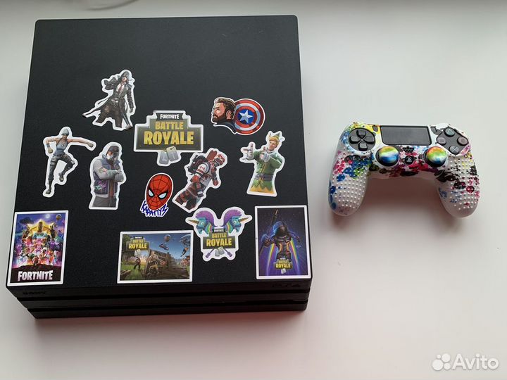 Продам playstation 4 pro 1tb