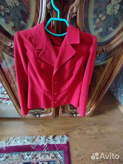 Костюм пиджак с юбкой