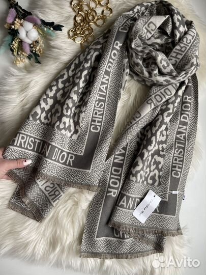 Палантины Christian Dior Лео