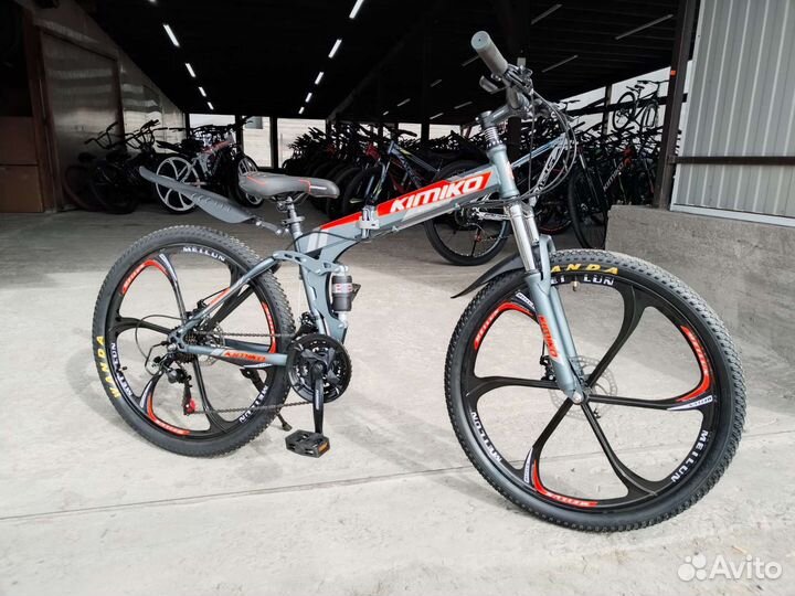 Велосипед на литых дисках