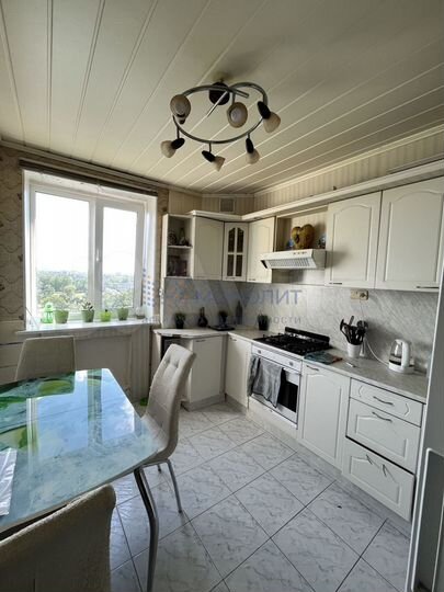 2-к. квартира, 45,5 м², 8/9 эт.