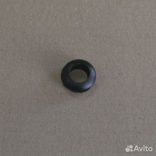 Уплотнение отверстия (втулка проходная)