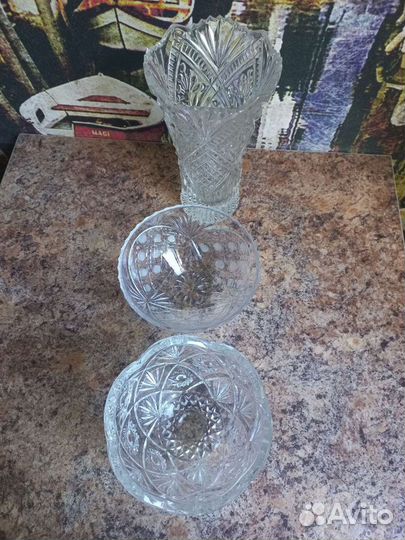 Хрустальная ваза