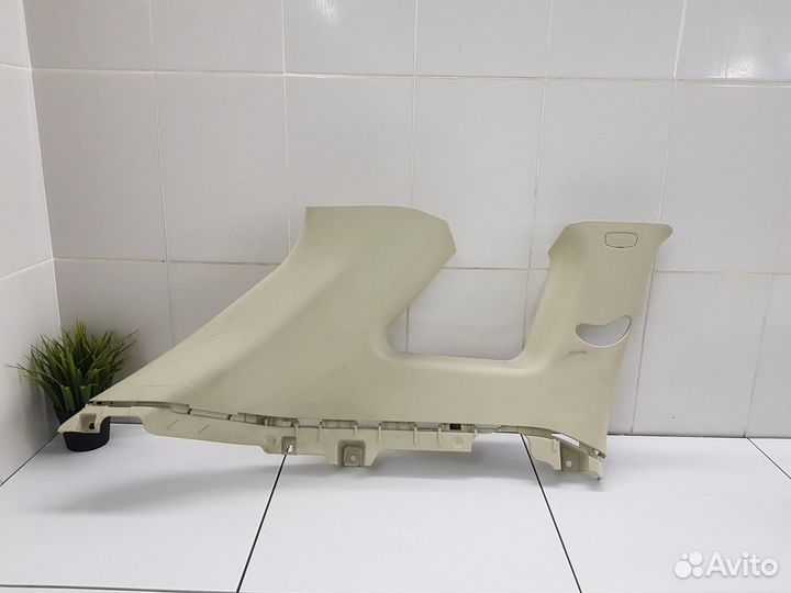 Обшивка багажника левая (Geely Atlas)