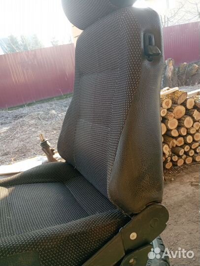 Водительское сиденье