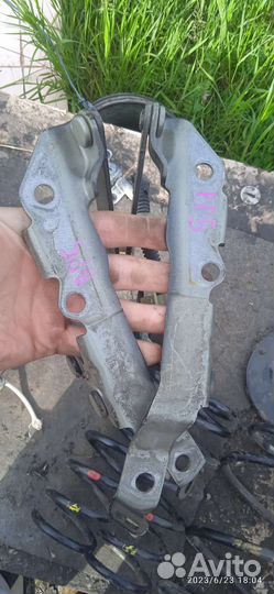 Петли капота субару легаси bp5