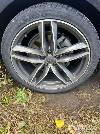 Колеса в сборе на Ауди А4 летние