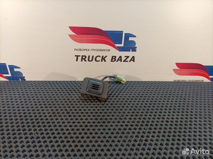 8140938 Датчик температуры воздуха