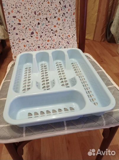 Лоток для столовых приборов