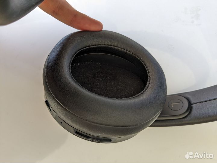 Sony gold wireless headset