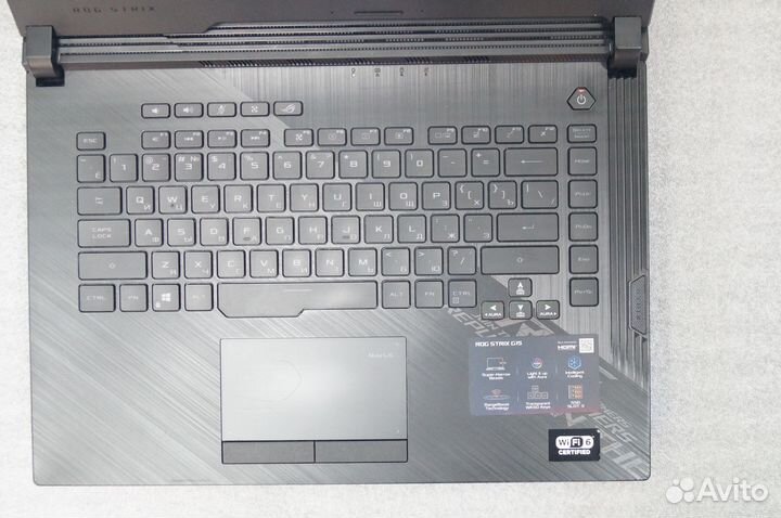 Asus ROG Strix G512LV i7 10870H RTX2060