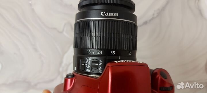 Зеркальный фотоаппарат Canon EOS 1100D с 18-55