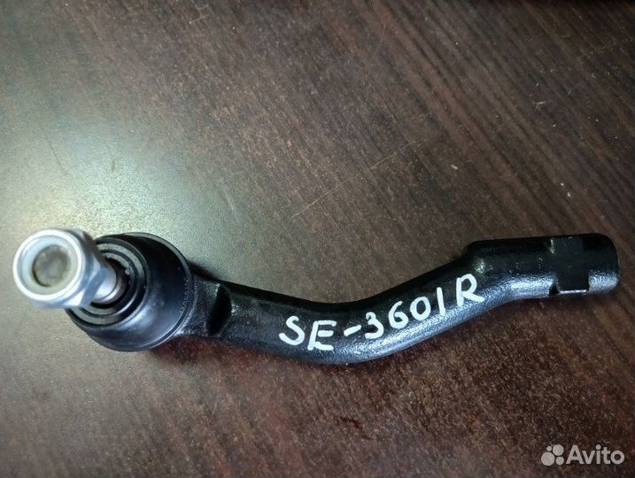 Рулевой наконечник передний правый Toyota Yaris