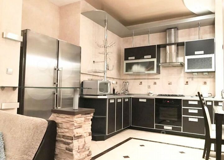 3-к. квартира, 110 м², 2/9 эт.