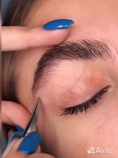 Наращивание ресницы