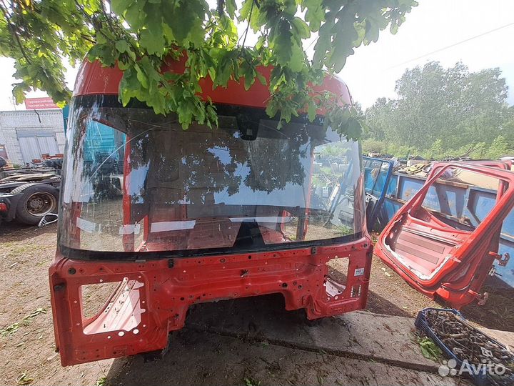 Передняя часть кузова Renault T