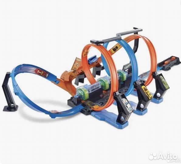 Трек Hot wheels винтовое столкновение